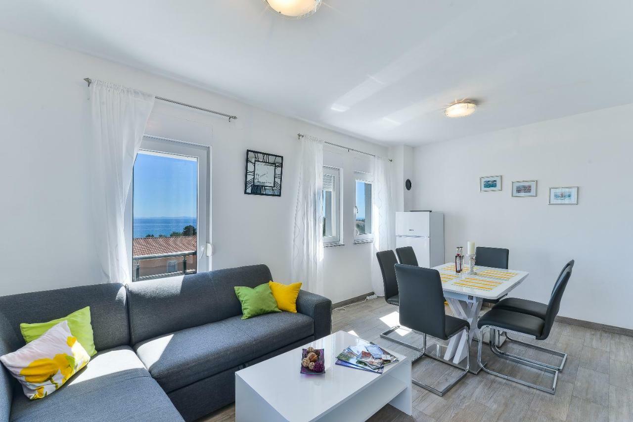 Crowonder Luxury Vir- 6 New Apartments For Families With Playground For Kids Екстериор снимка