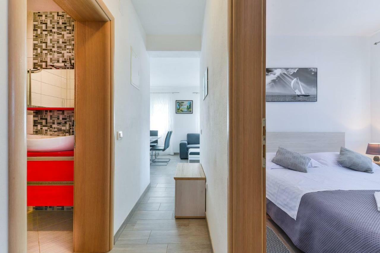 Crowonder Luxury Vir- 6 New Apartments For Families With Playground For Kids Екстериор снимка